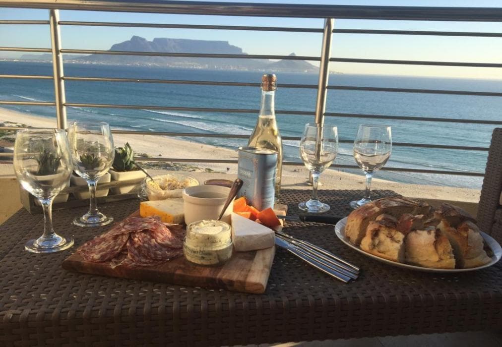 1105 Portico Beachfront Apartment