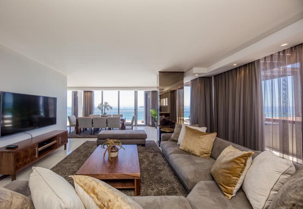 Four Bedroom Penthouse with Jacuzzi