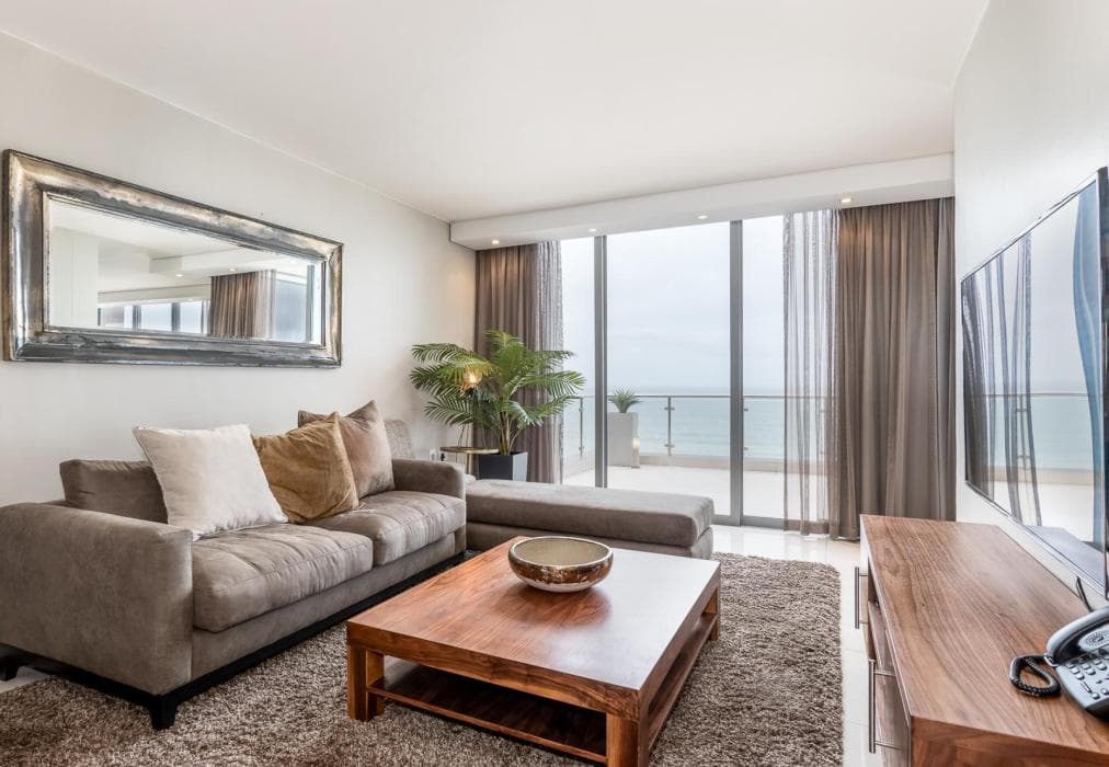 Four Bedroom Penthouse with Jacuzzi