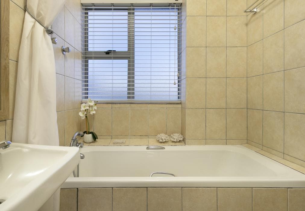 Big Bay Beach Club 21