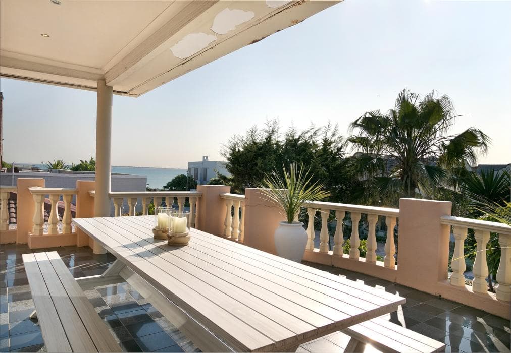 All Surfers Dream Villa