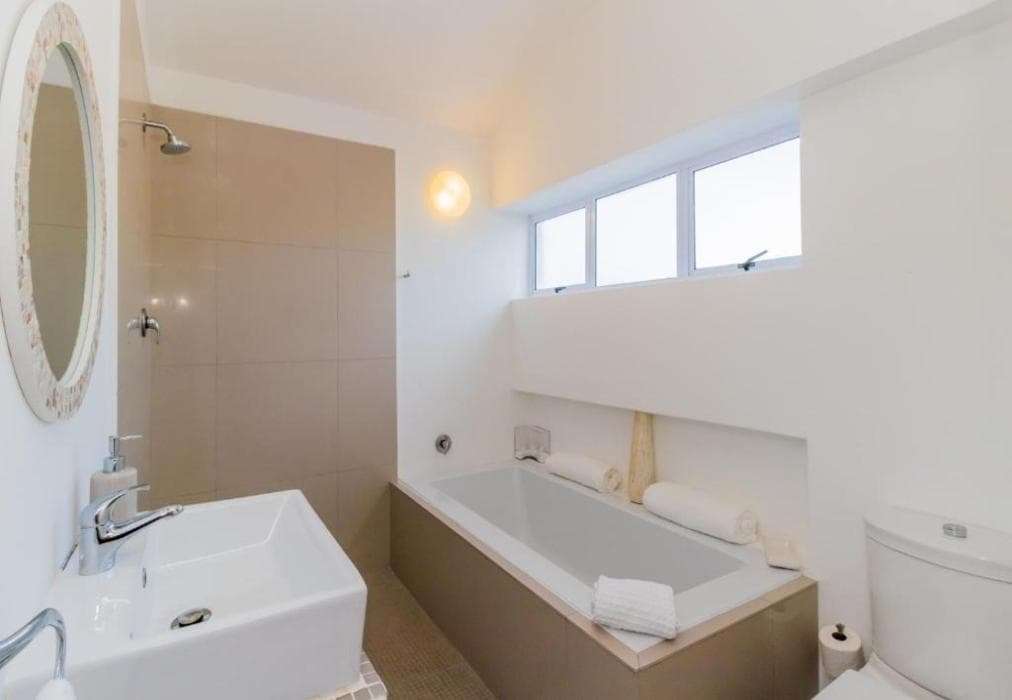 White Waves Beach House