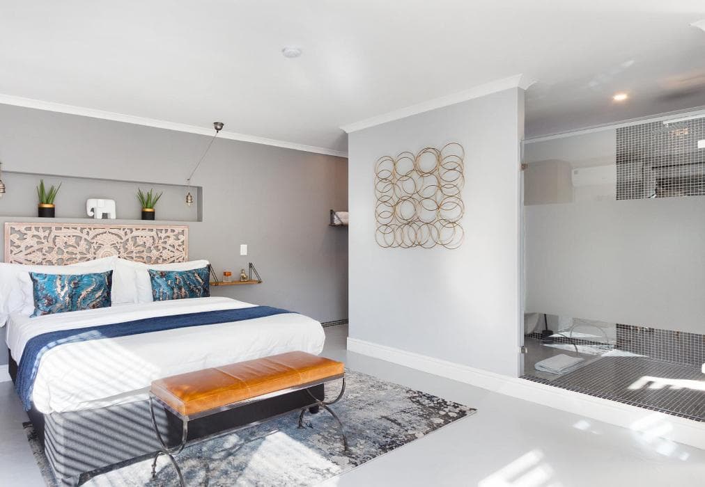 A Studio Apartment in Bloubergsands