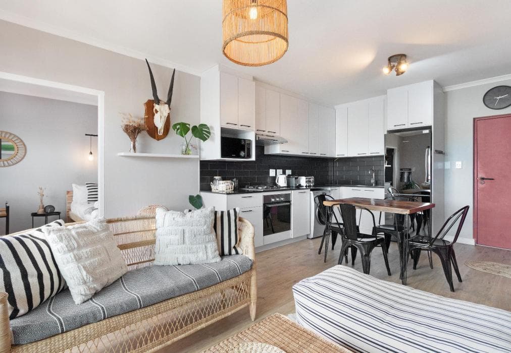 Cape on Portefield 5