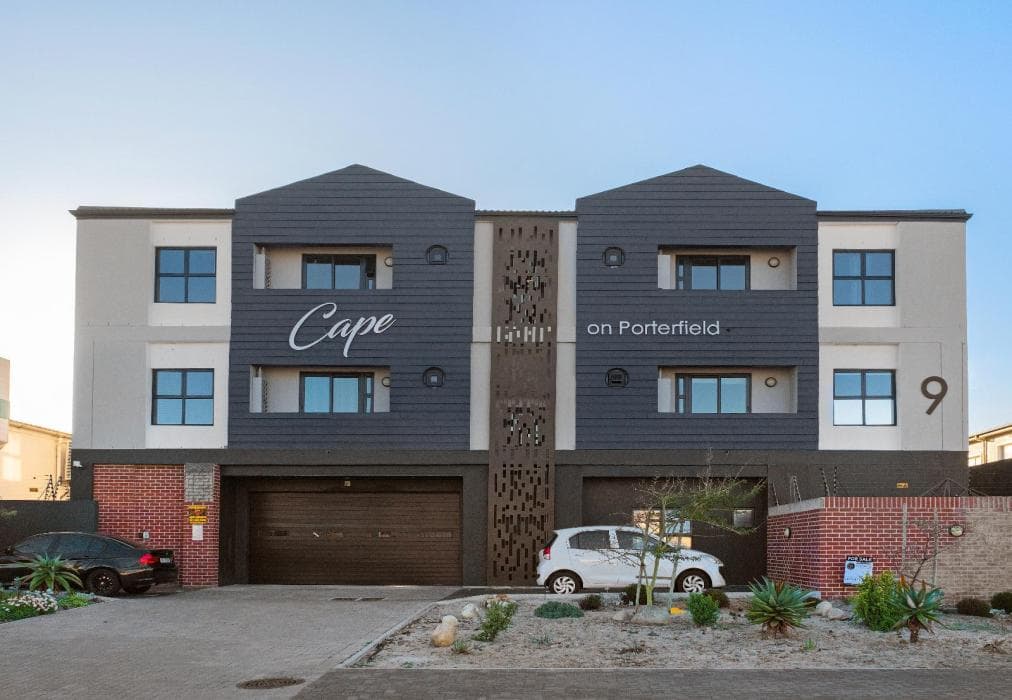 Cape on Portefield 5