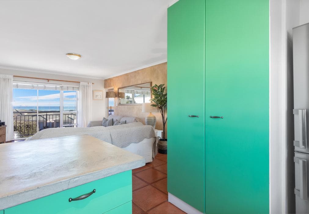 Big Bay Beach Club 37