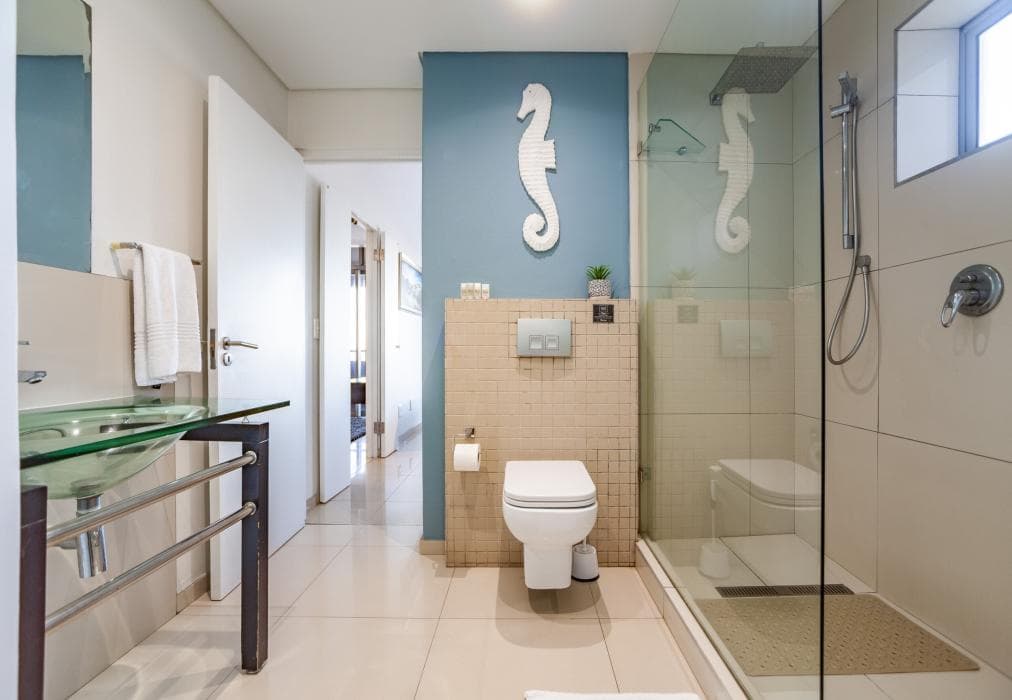 Infinity G9 Ocean View Apartment