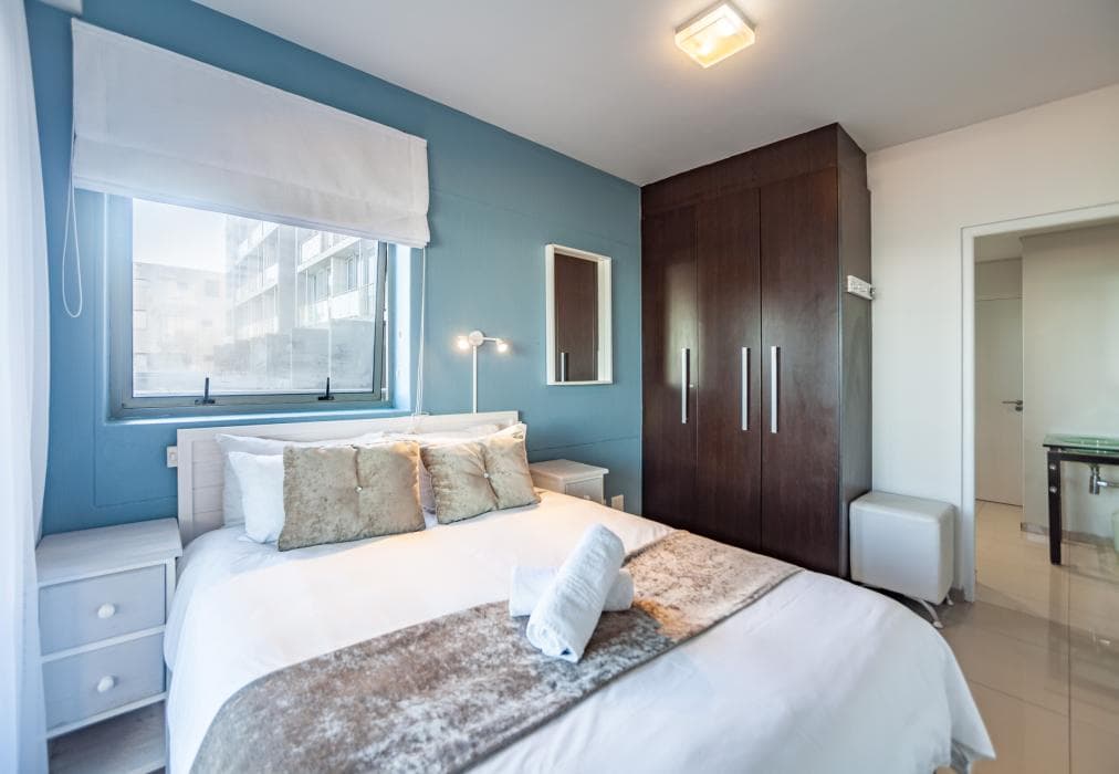 Infinity G9 Ocean View Apartment