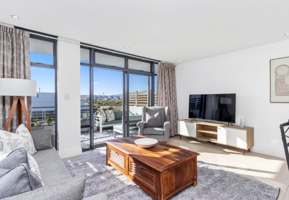 Eden On The Bay 174B