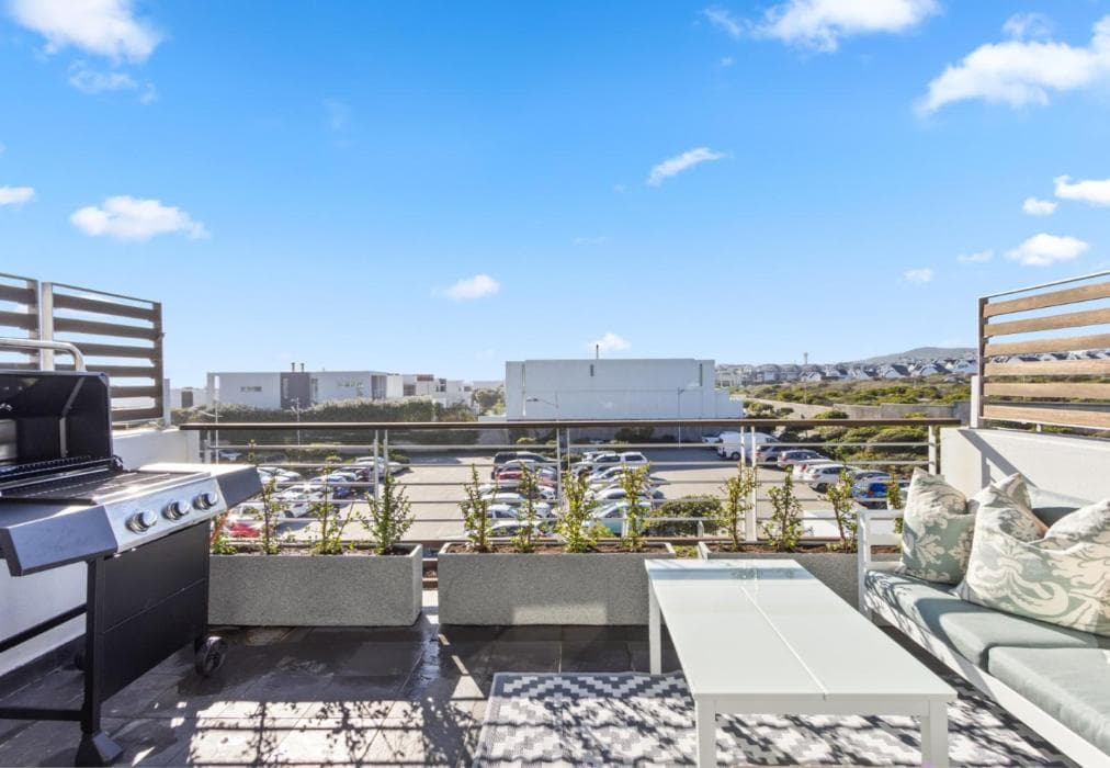 Eden On The Bay 174B