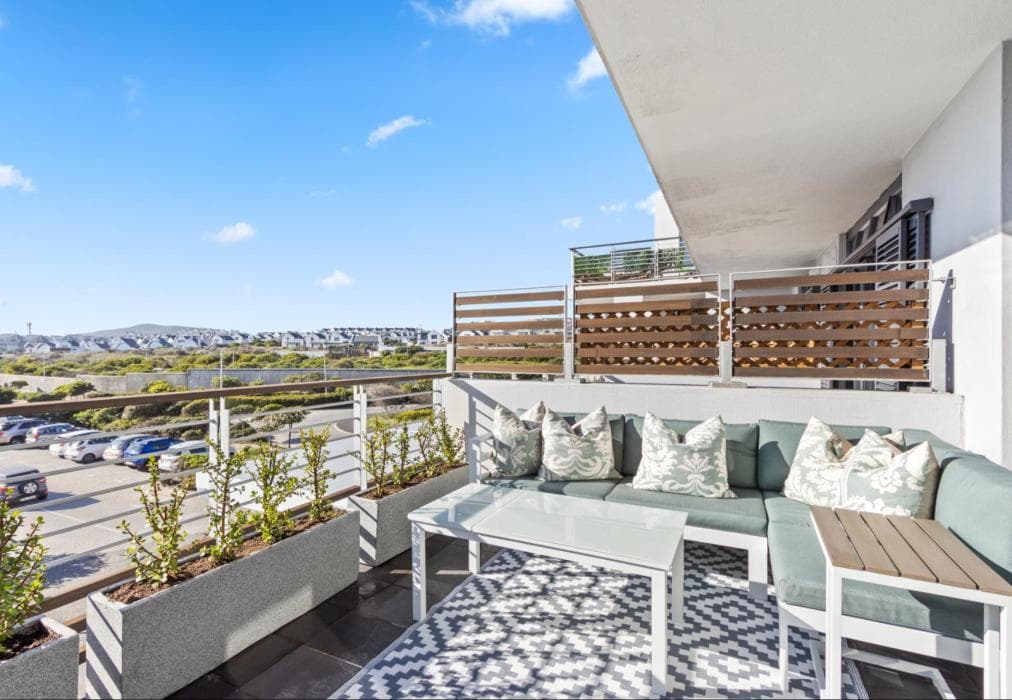 Eden On The Bay 174B