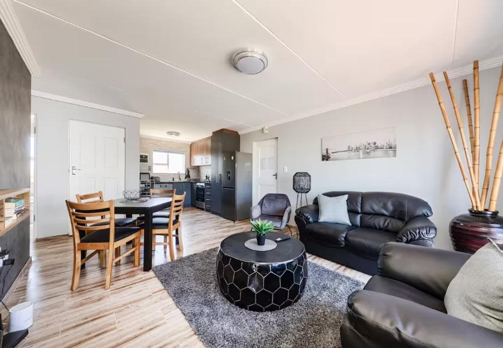 Designer 2 Bed Apartment