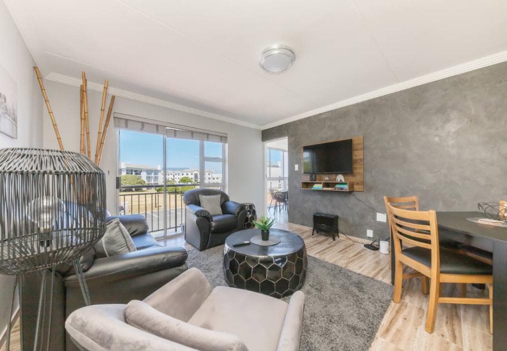 Designer 2 Bed Apartment