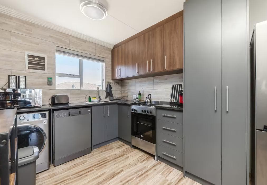 Designer 2 Bed Apartment