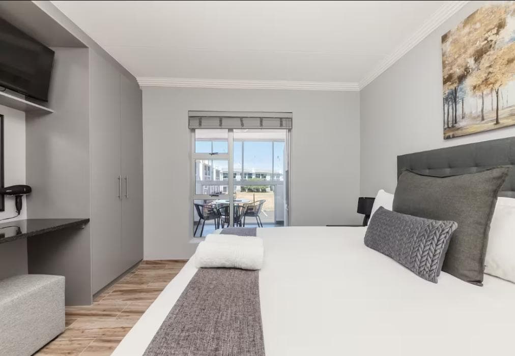 Designer 2 Bed Apartment