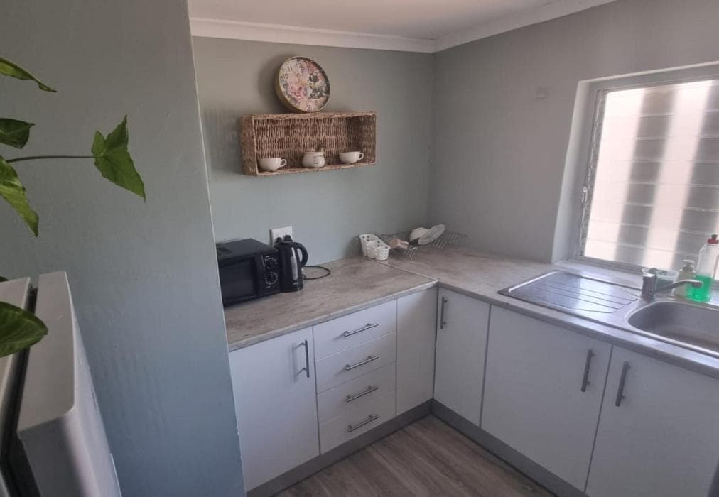 Chonlathee Surf Stay Accommodation