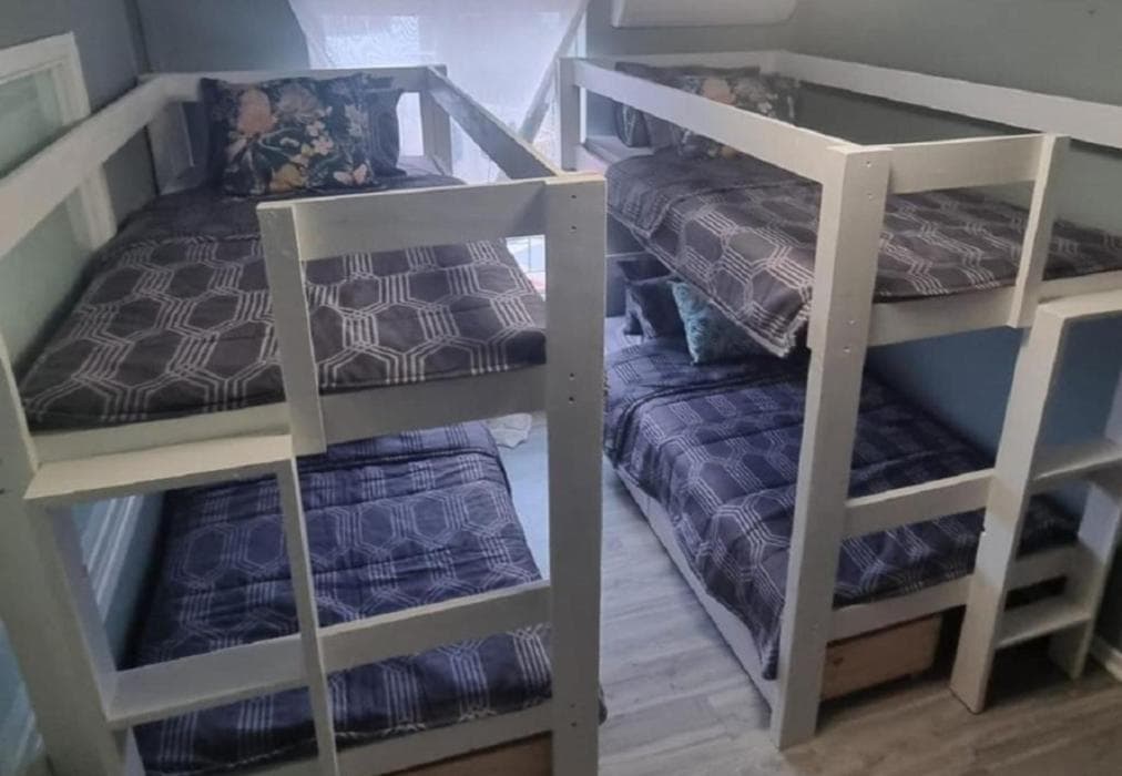 Chonlathee Surf Stay Accommodation