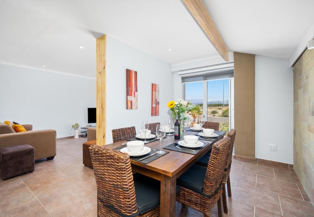 Big Bay Beach Club G6