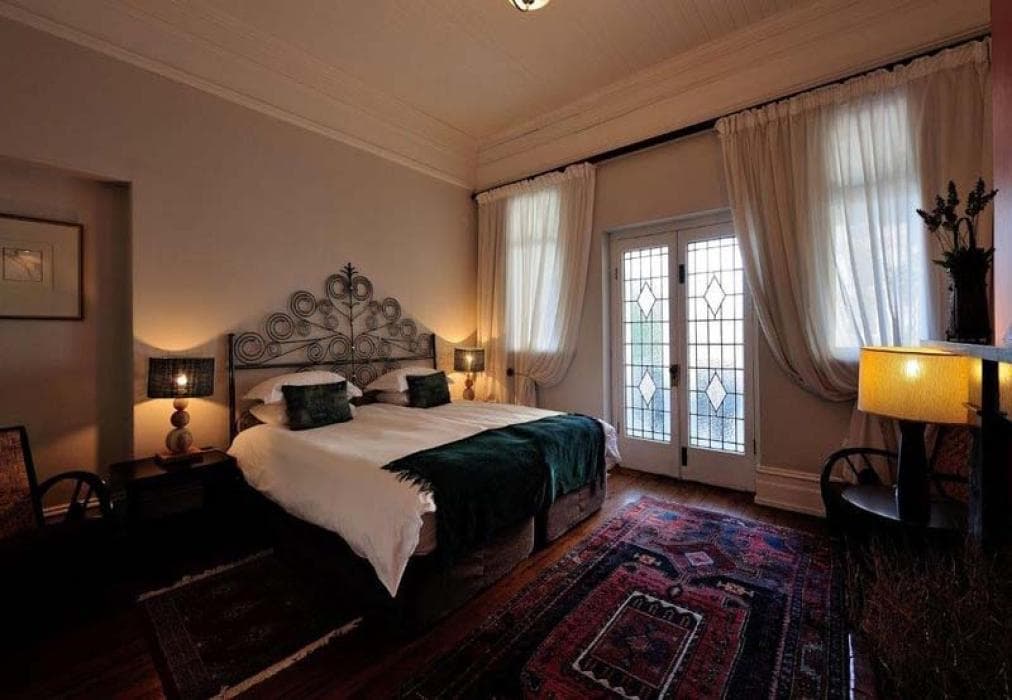 Barry Hall Apartment 3