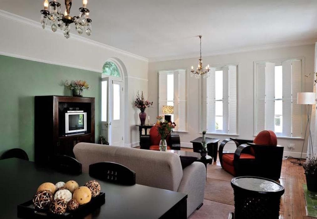 Barry Hall Apartment 3