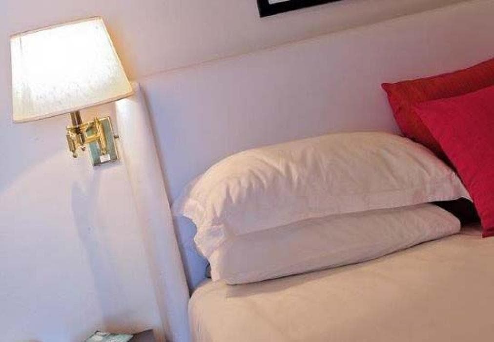 Barry Hall Apartment 4