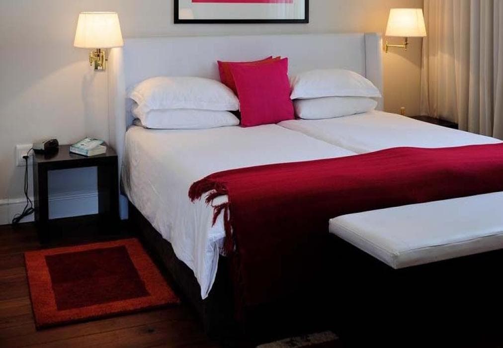 Barry Hall Apartment 4