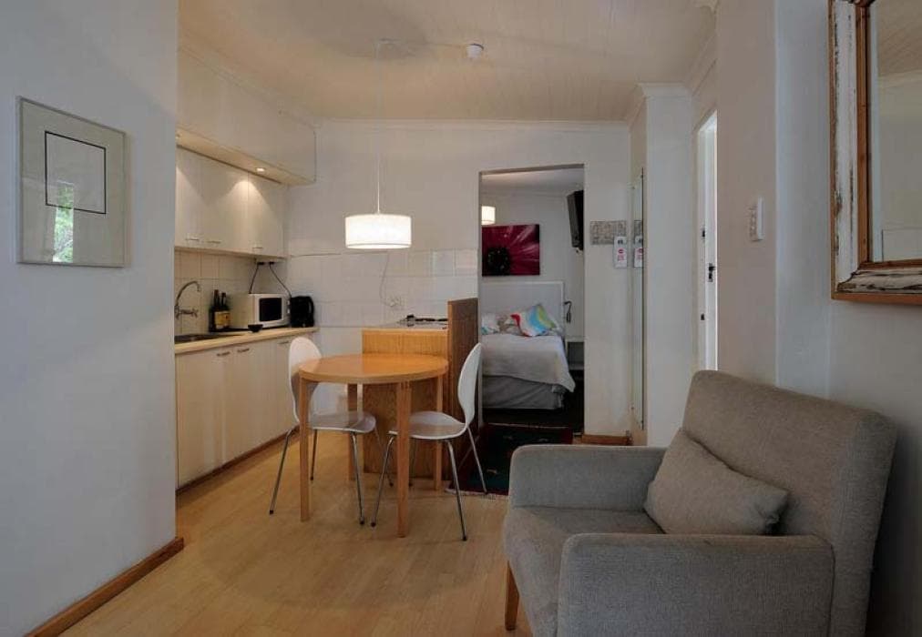 Barry Hall Garden Cottage