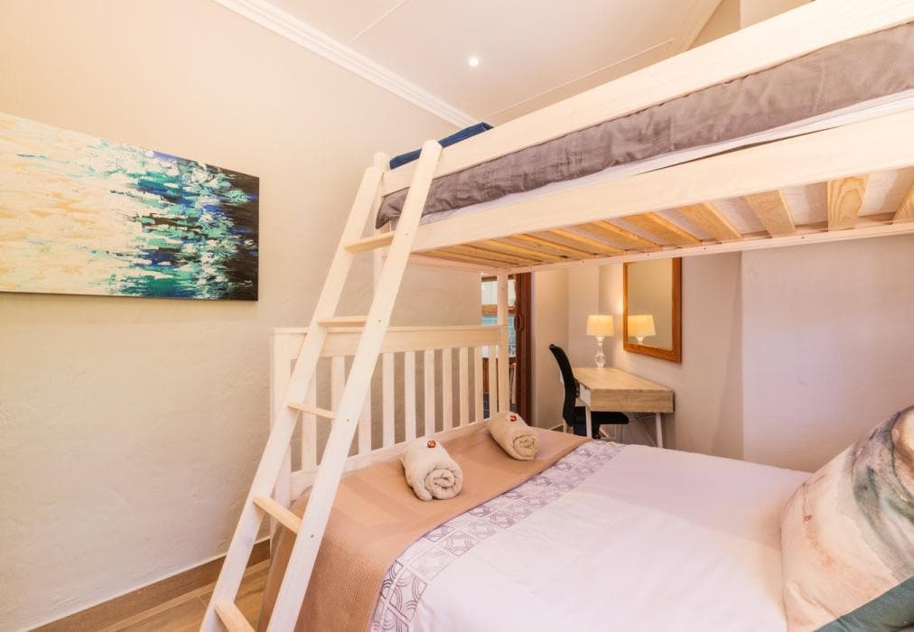 Victoria Bay Holiday Cottage