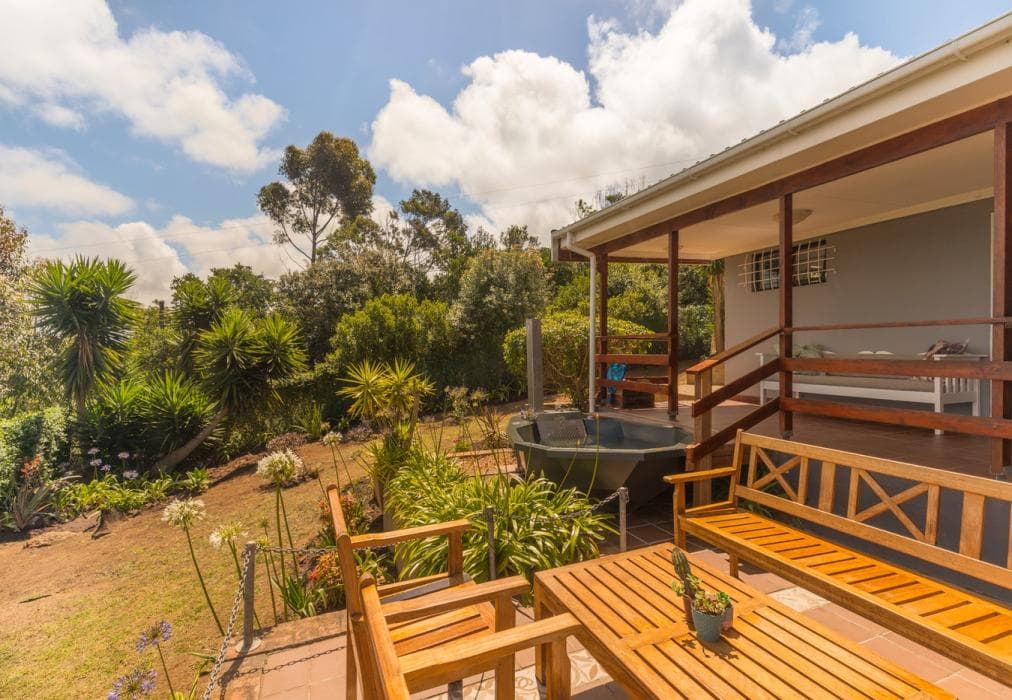 Victoria Bay Holiday Cottage