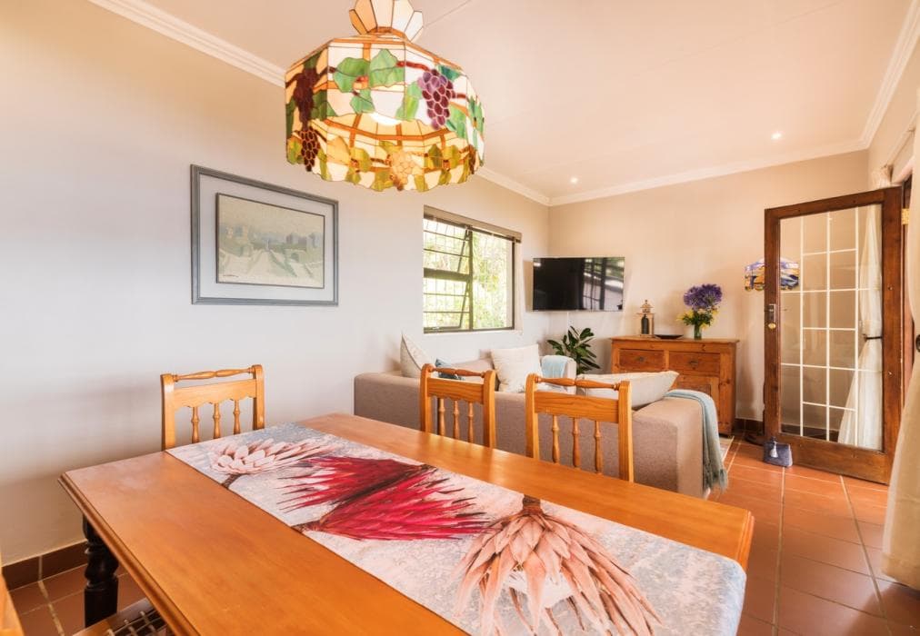 Victoria Bay Holiday Cottage