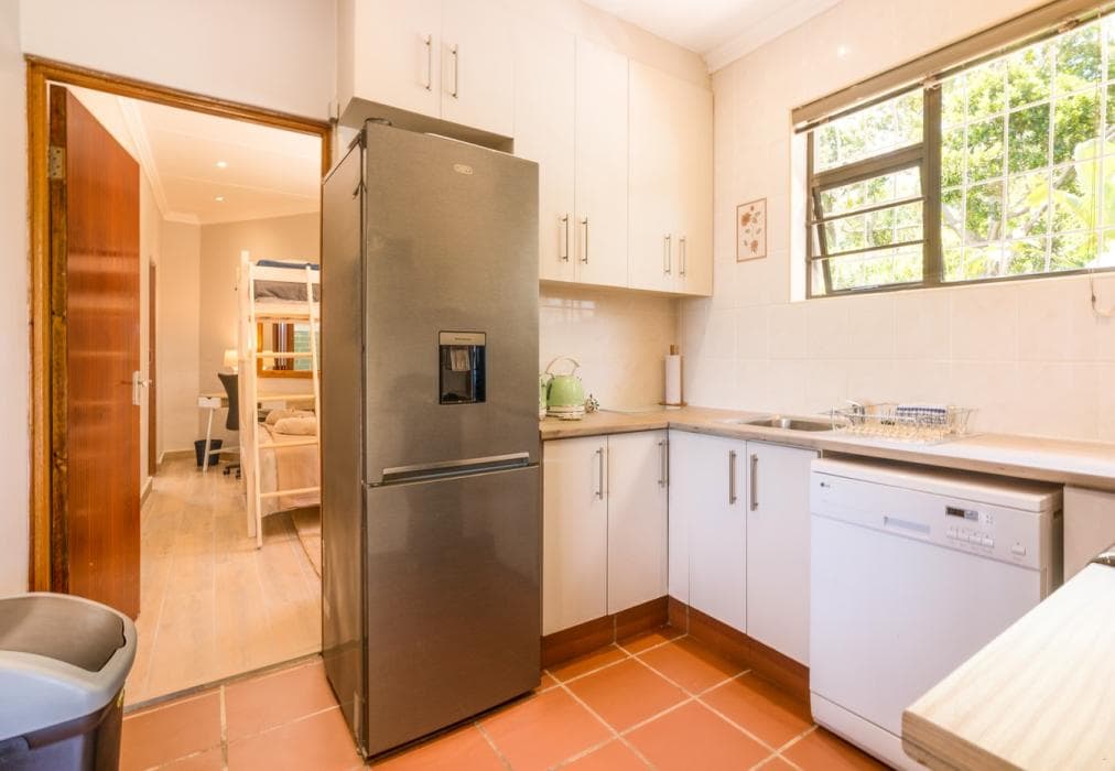 Victoria Bay Holiday Cottage