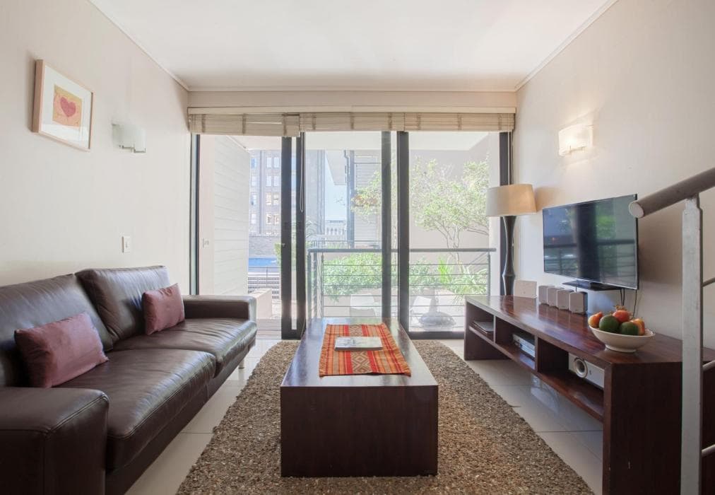 J10 Adderley Terrace