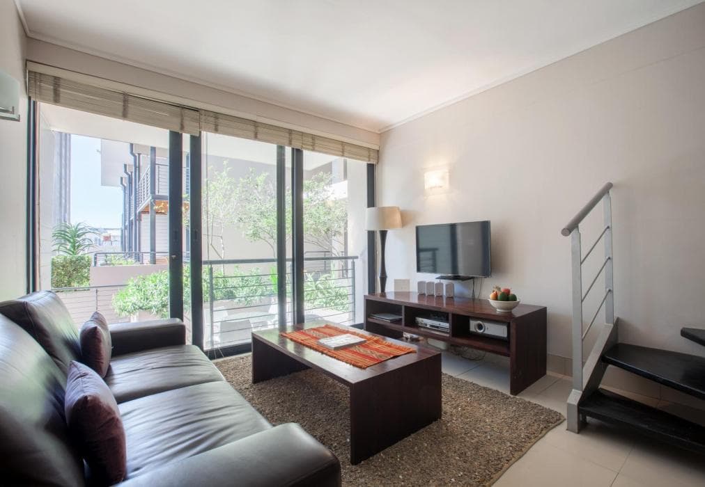 J10 Adderley Terrace