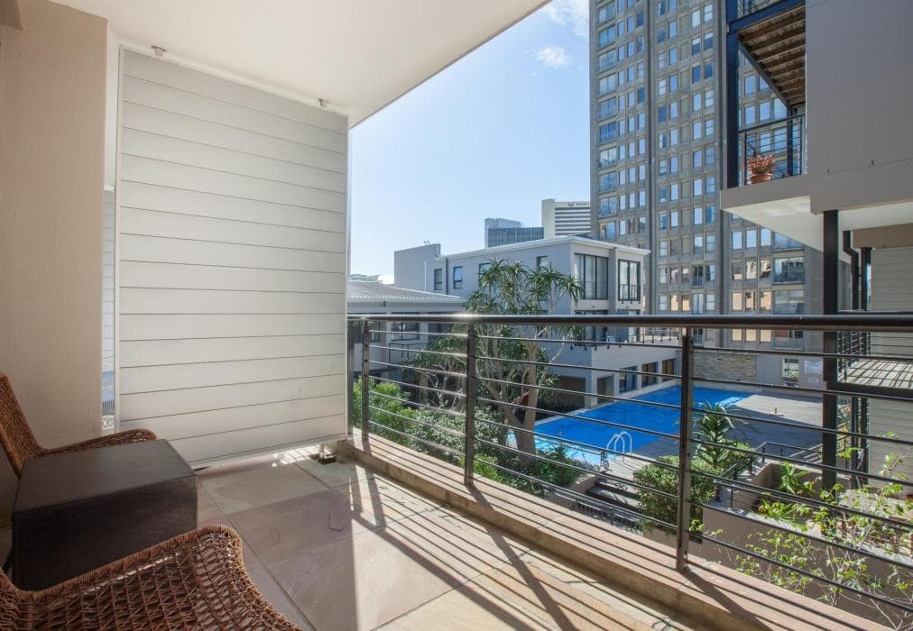 J10 Adderley Terrace