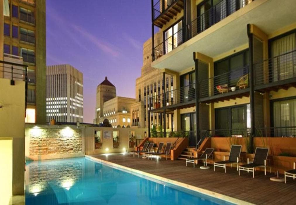 J10 Adderley Terrace