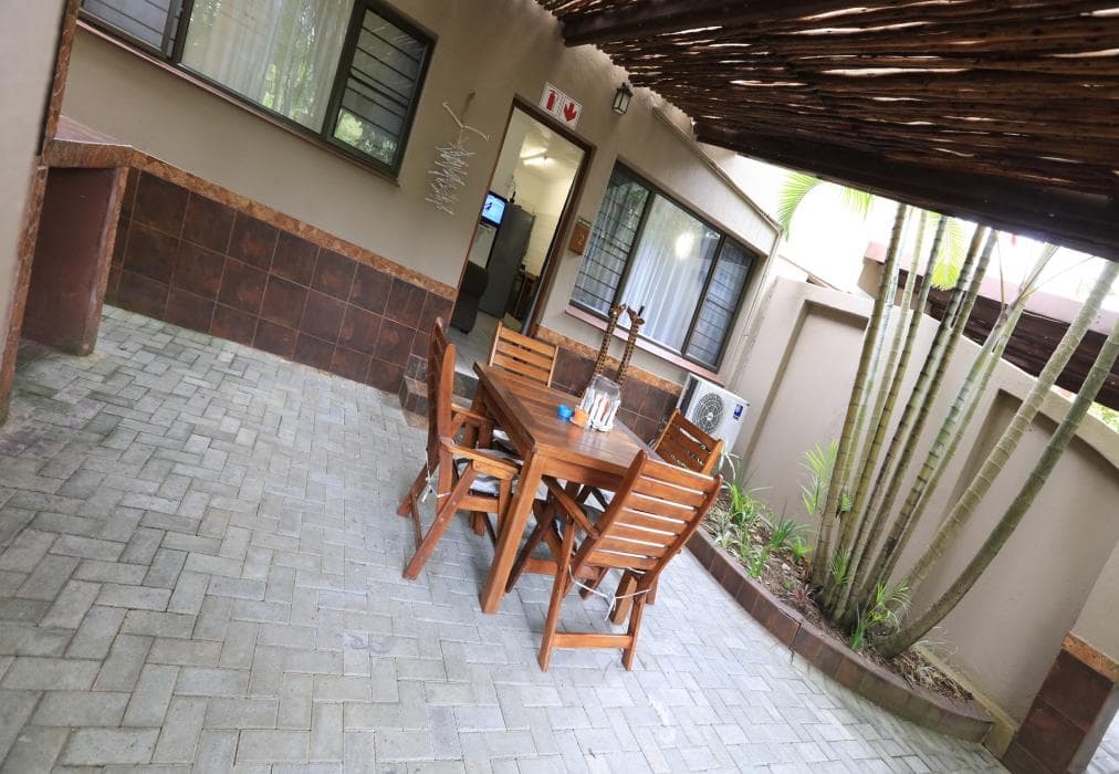 Ndiza Lodge and Cabanas