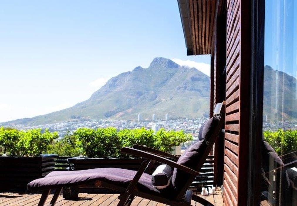 Luxurious Villa in Upper Tamboerskloof