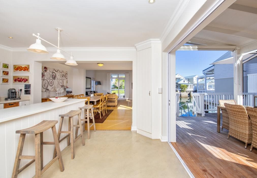 Thesen Island Holiday House