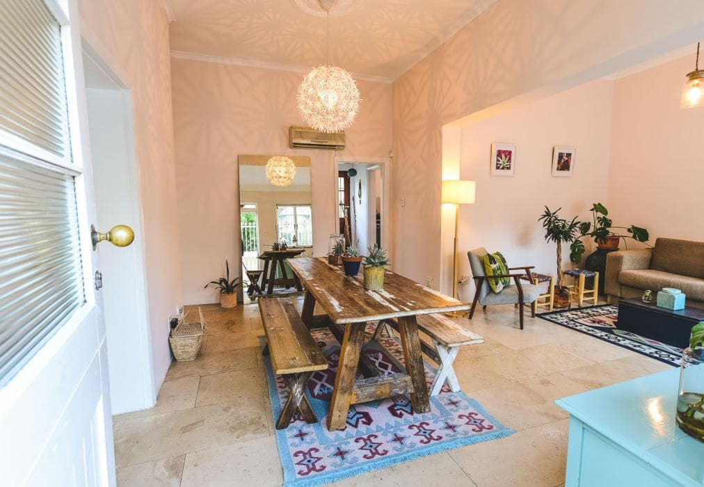 Kelvin Cottage, Gardens