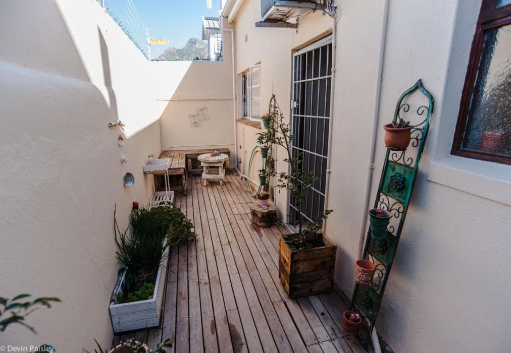 Kelvin Cottage, Gardens