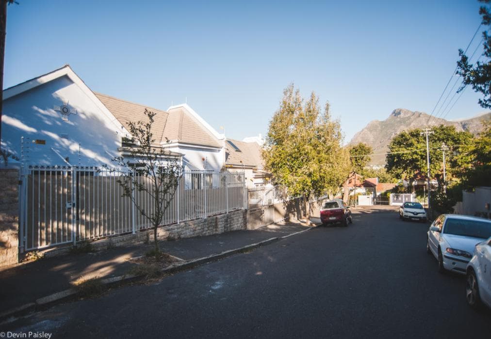 Kelvin Cottage, Gardens