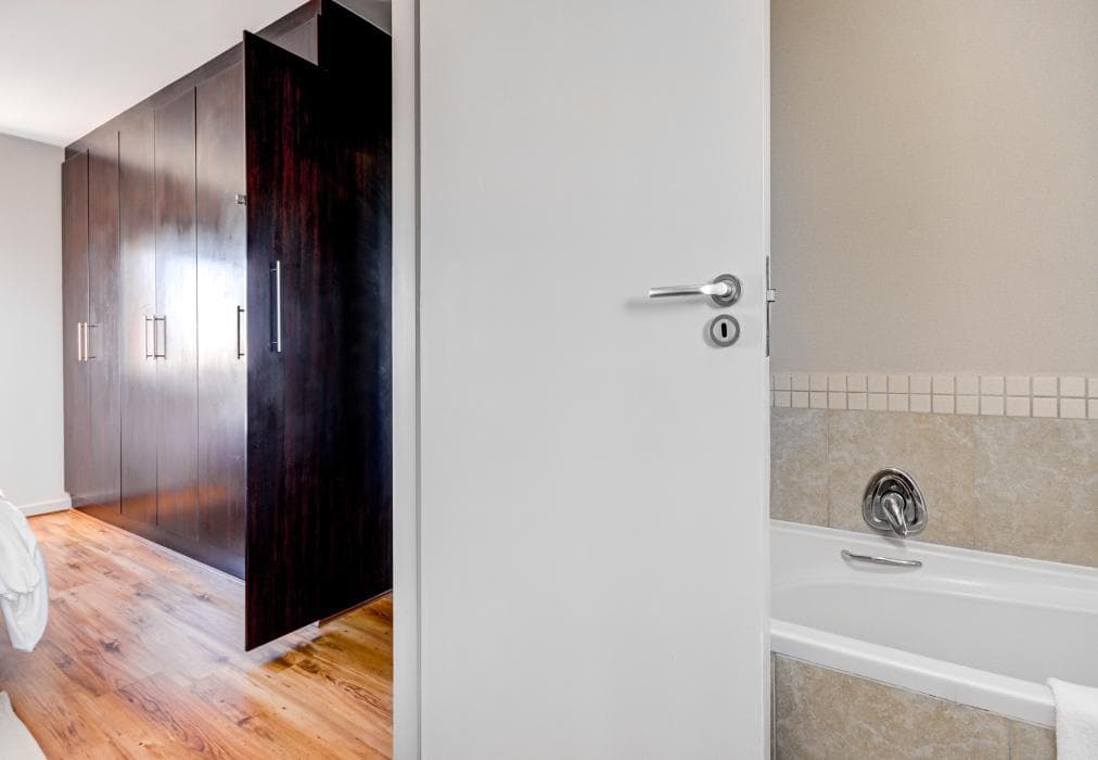 Knightsbridge Apartment