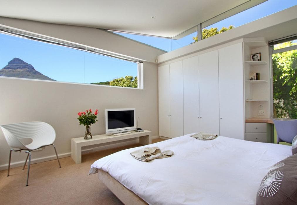 Lions View - 2 Bedroom Penthouse