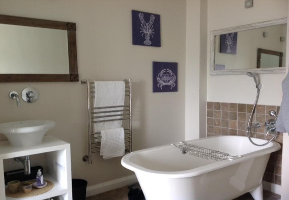 Two Tides on Drymill