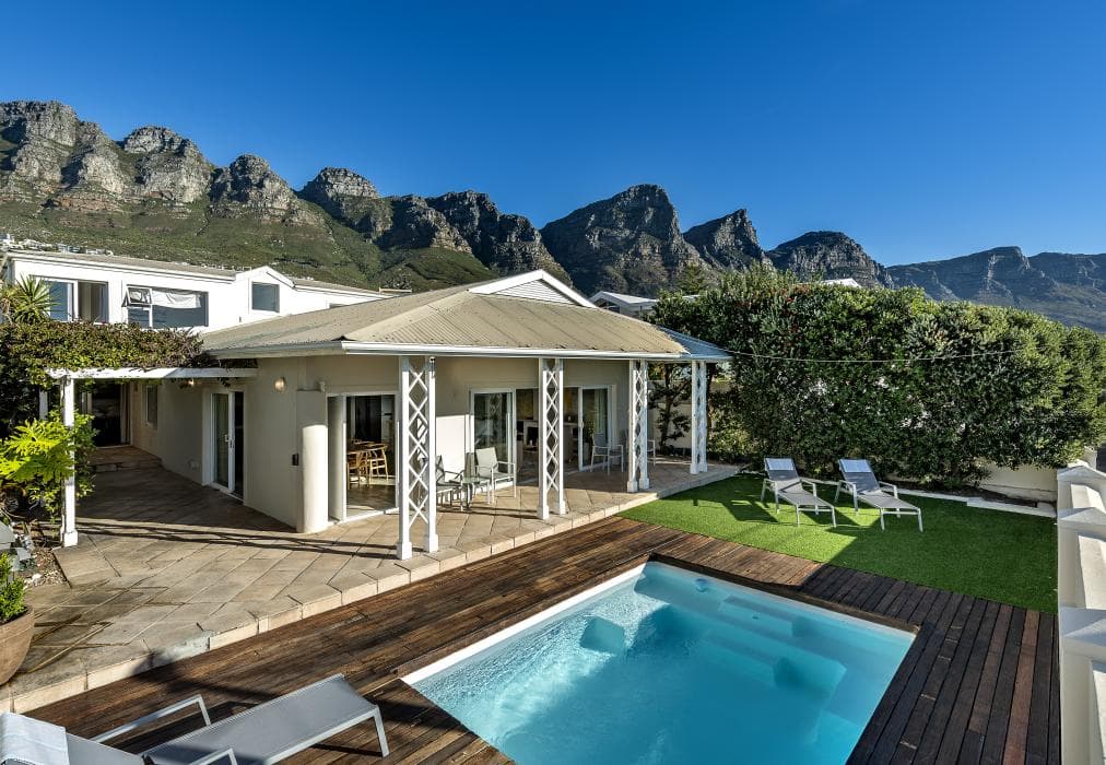 Blue Views - The Villa