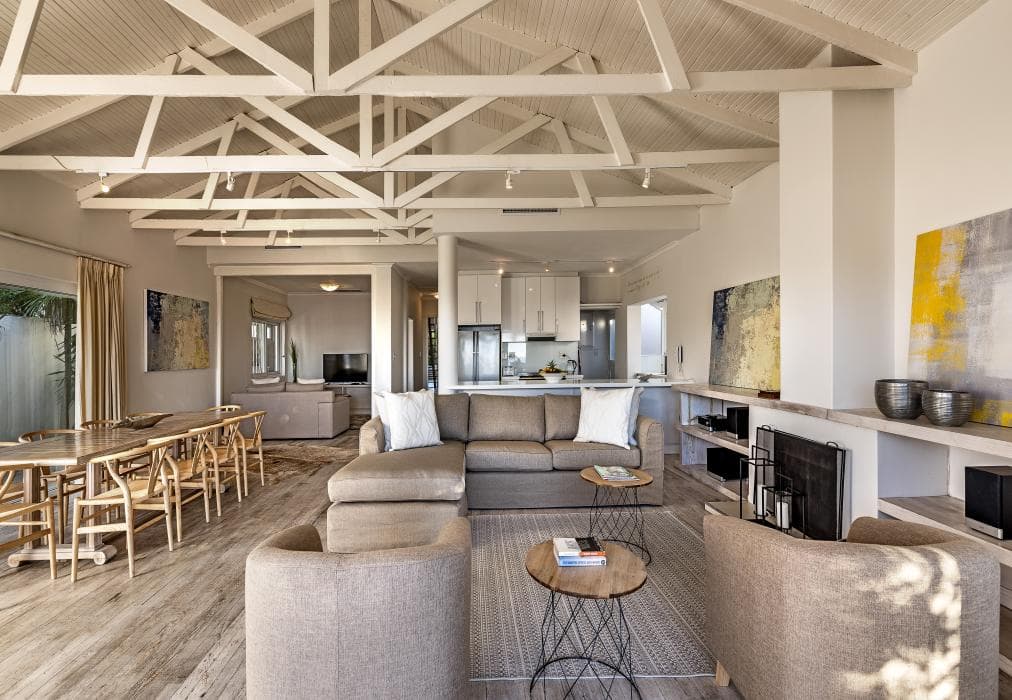 Blue Views - The Villa