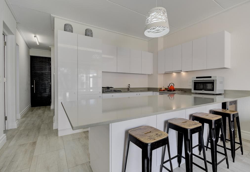 Paardevlei Square Deluxe 2 Bedroom