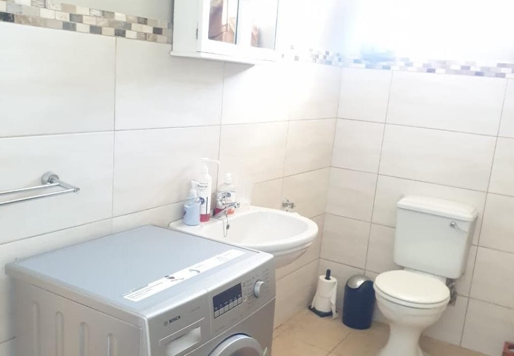 The Sparrow's Nest Beach Cottage