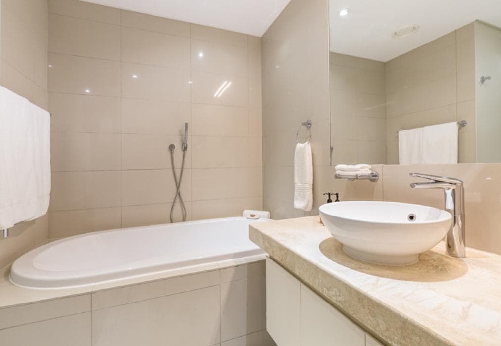 LH - 3 Bedroom Luxury