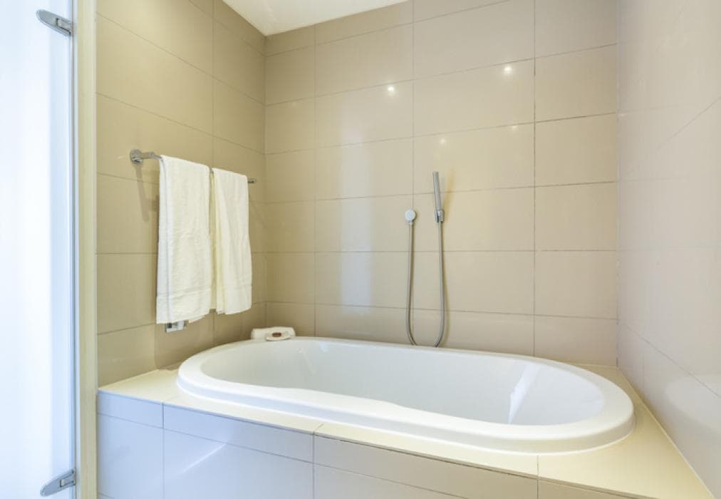 LH - 2 Bedroom Luxury